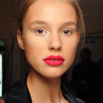 neon-hot-pink-lipstick from theluxuryspot.com
