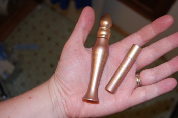 Look how cute! A wee baby shadow primer!